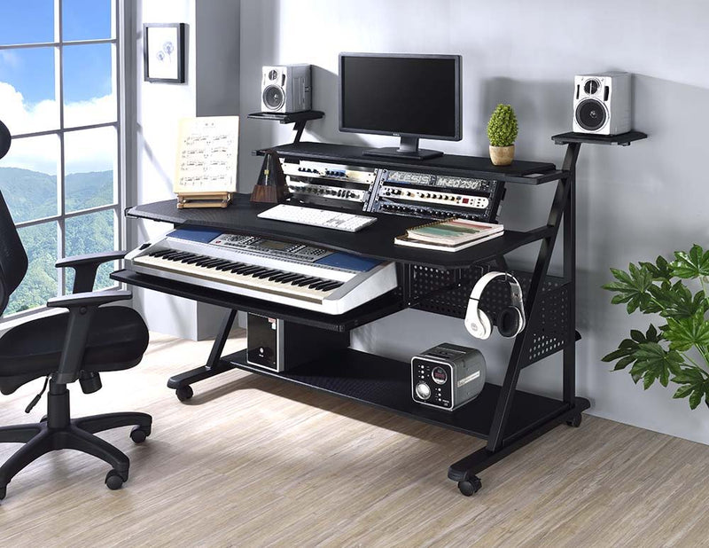 Willow - Music Desk
